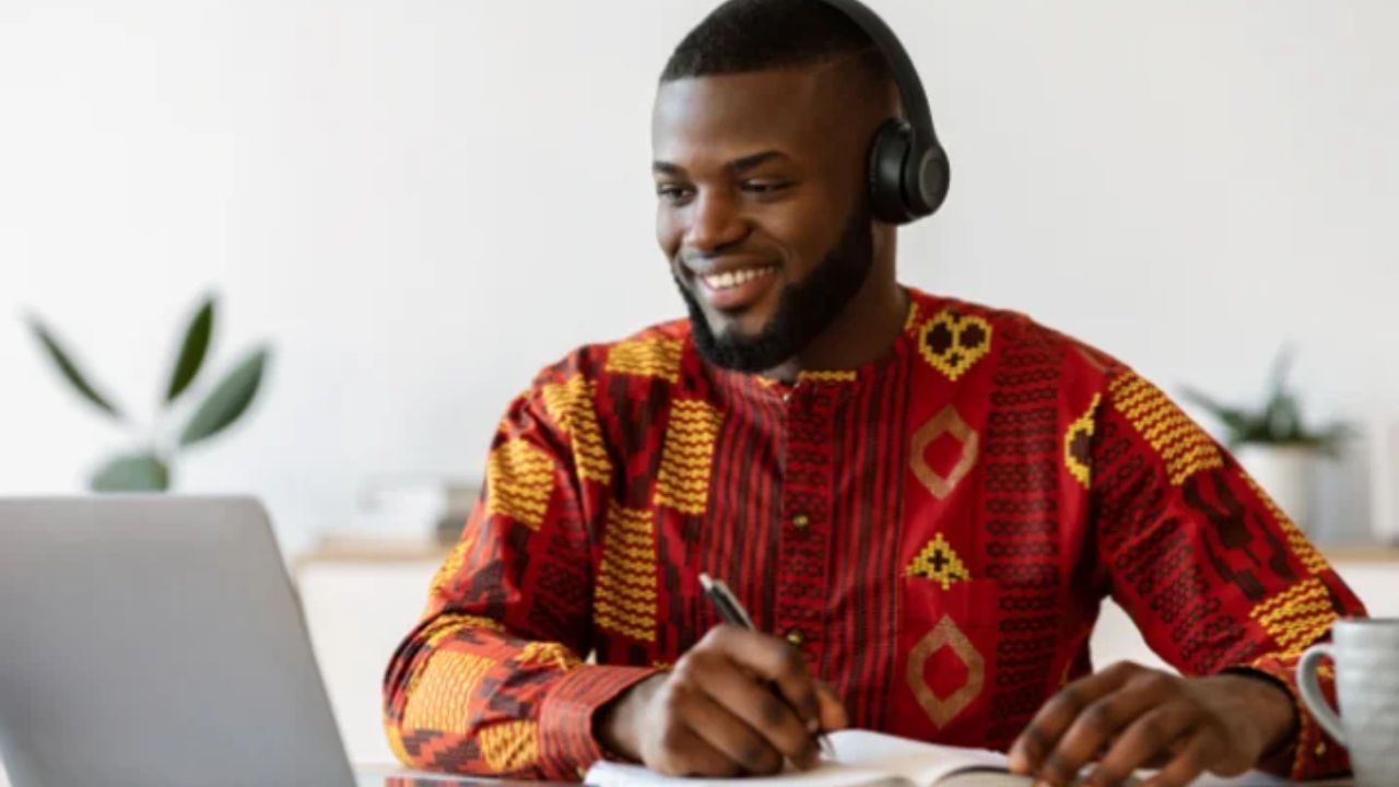 Learn How to Advance Your Career Through Online Training