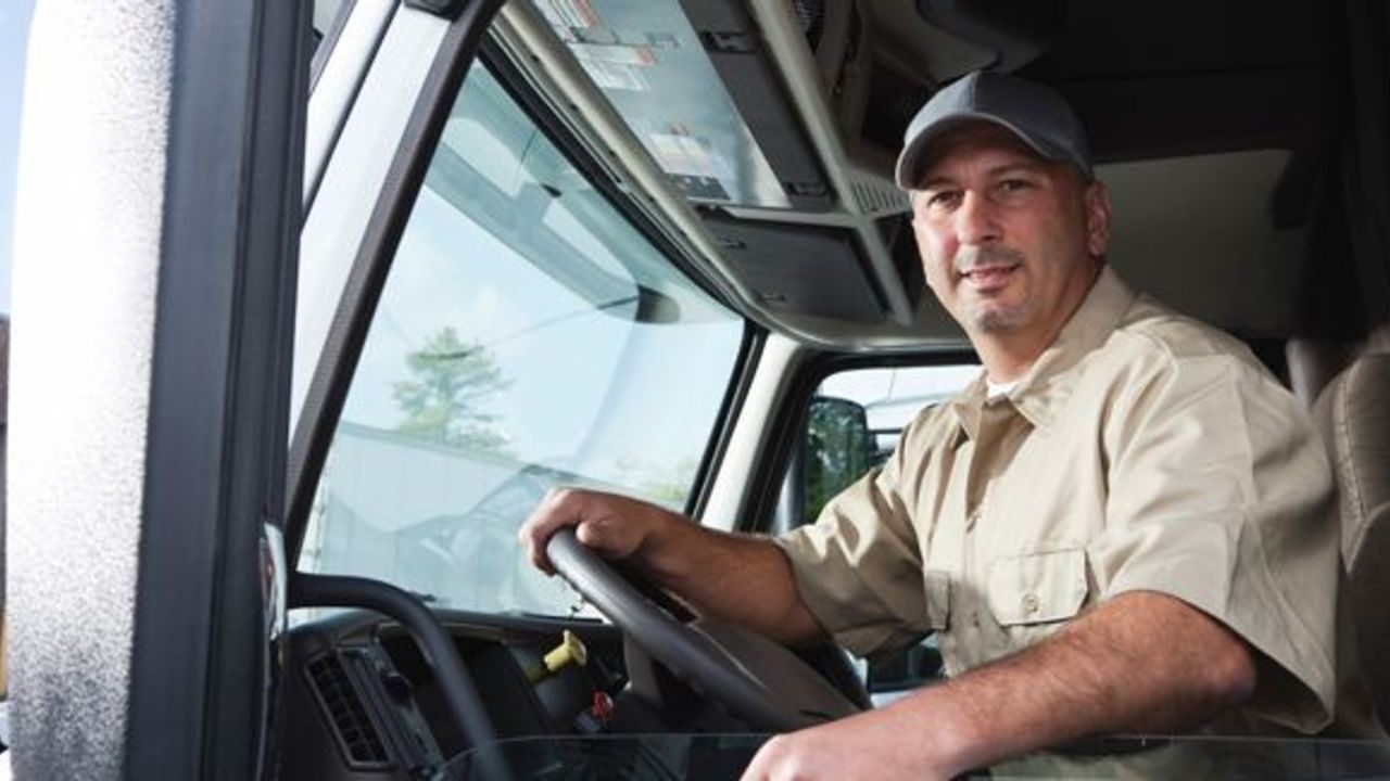 Truck Driver Jobs: A Step By Step Guide To Applying Online
